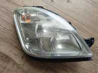 Reflektor lampa przednia PRAWA strona Iveco Daily 3.0 Euro5 z 2011