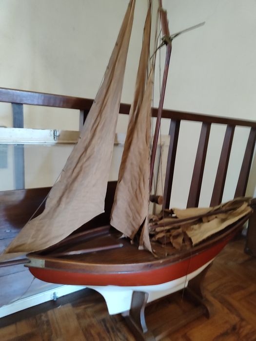 Barco antigo madeira