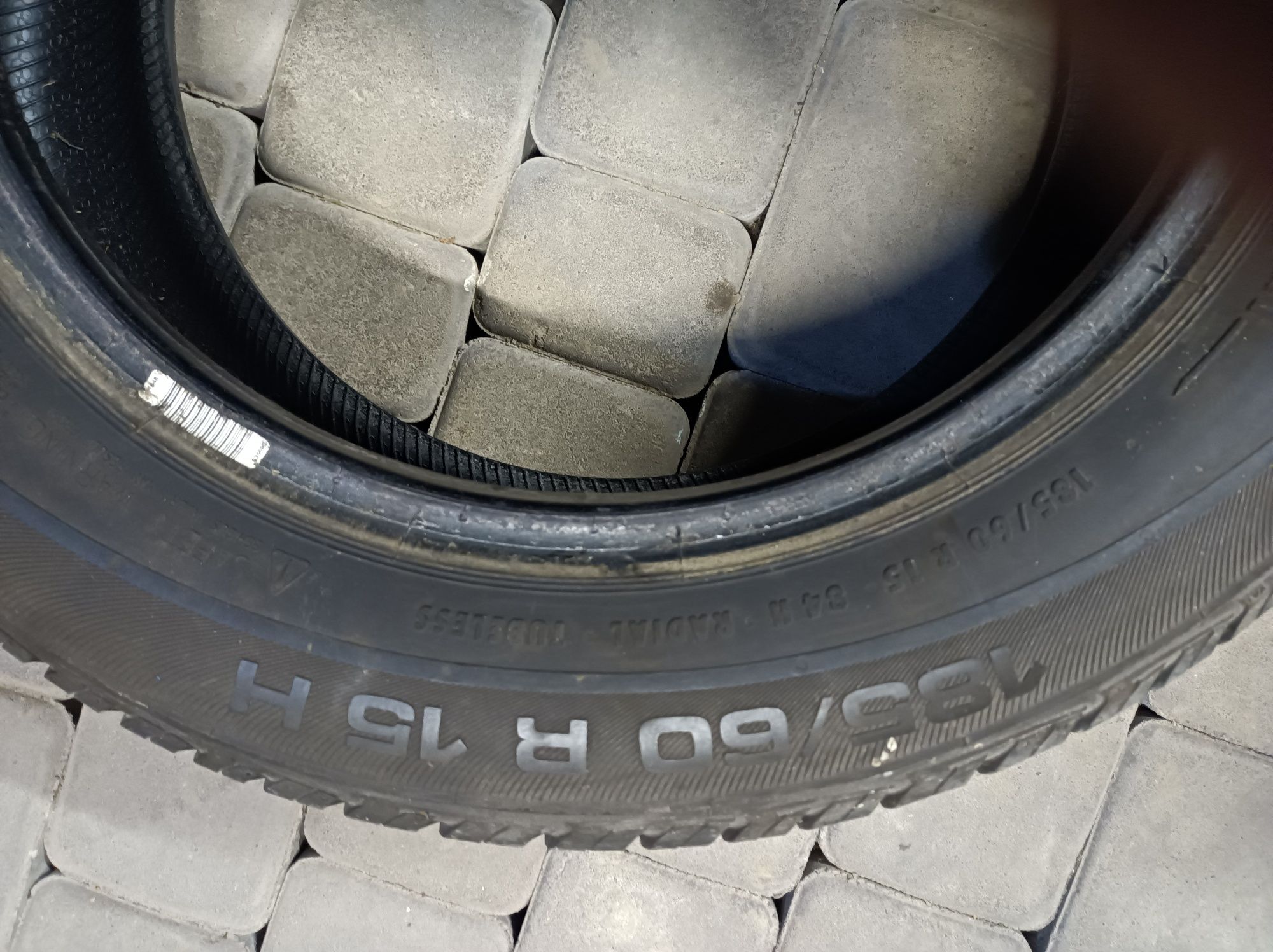 Opony letnie 185/60 R15 4 sztuki