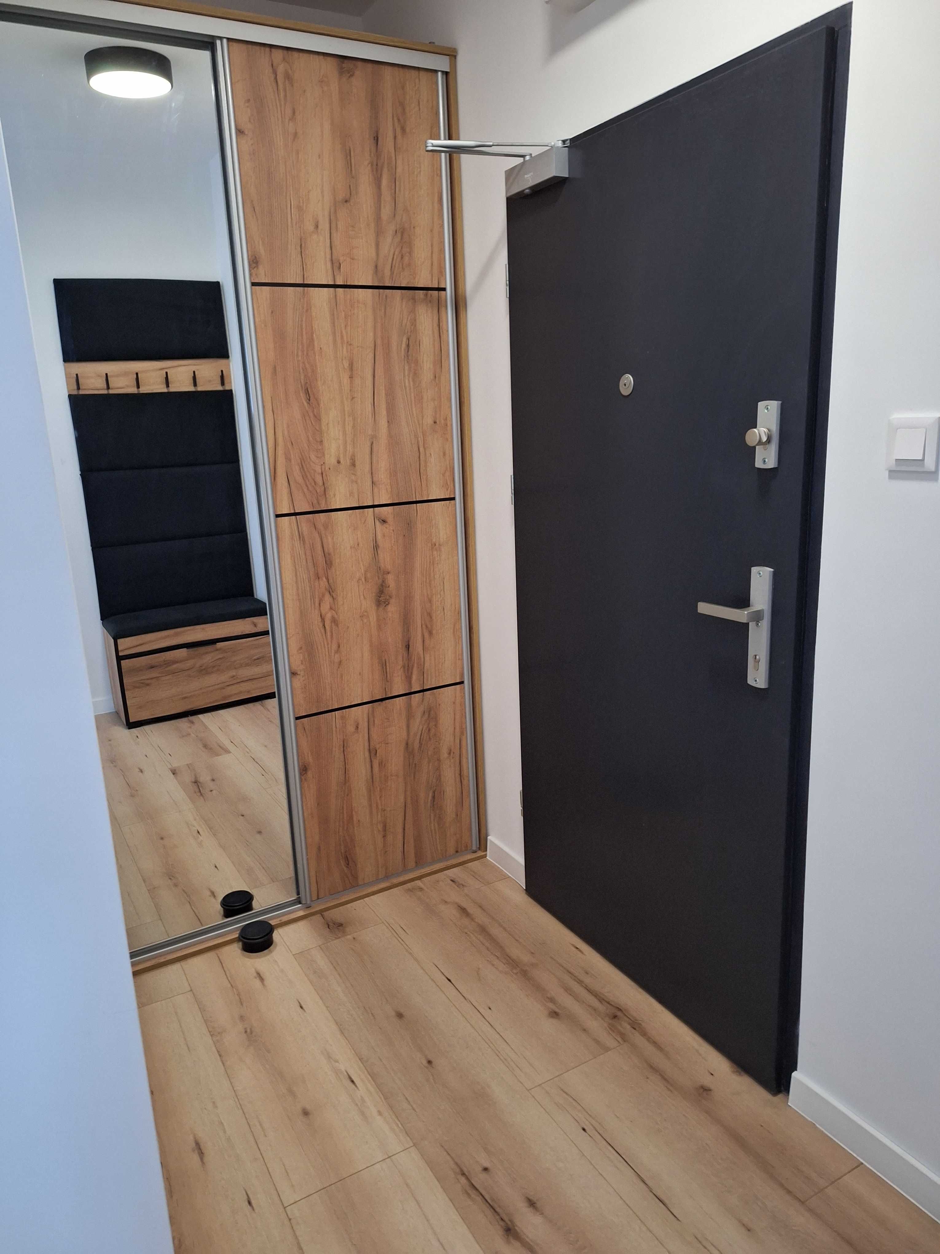 Wynajmę mieszkanie 39 m2 Płock, Czerwonych Kosynierów