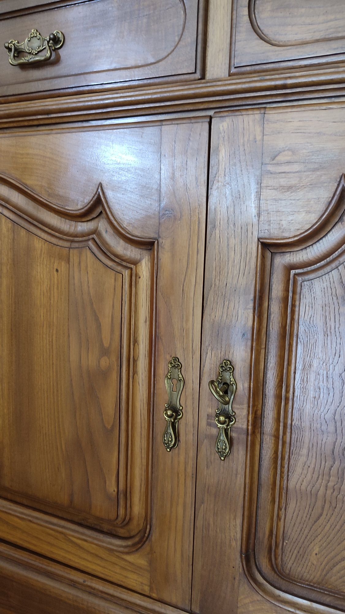 Cristaleira para sala de jantar
