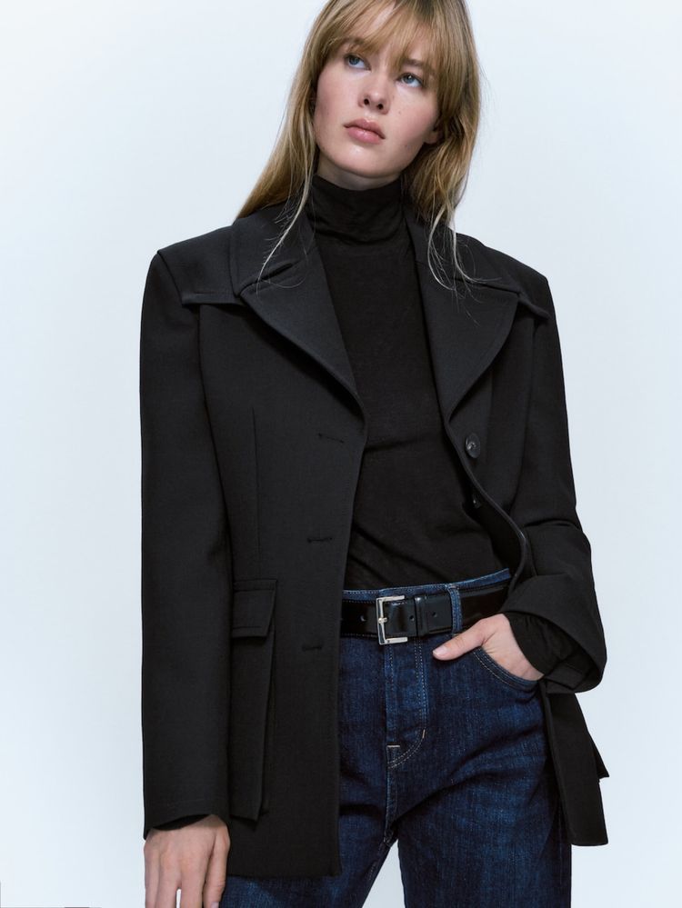 Чорний приталений піджак з карманами massimo dutti, розмір 34 (xs)