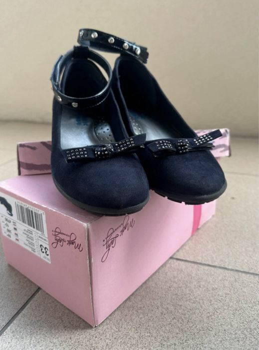 Czółenka dziewczęce