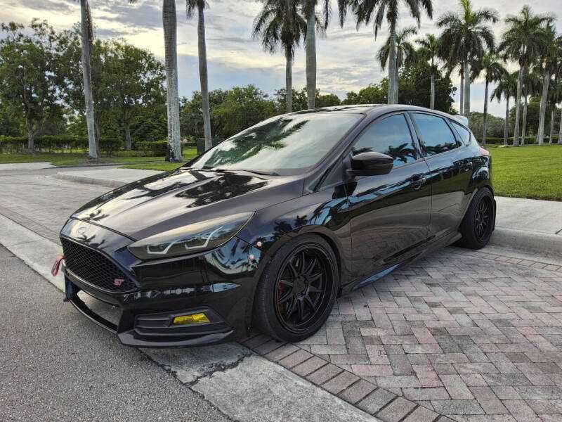 2016 Ford Focus ST