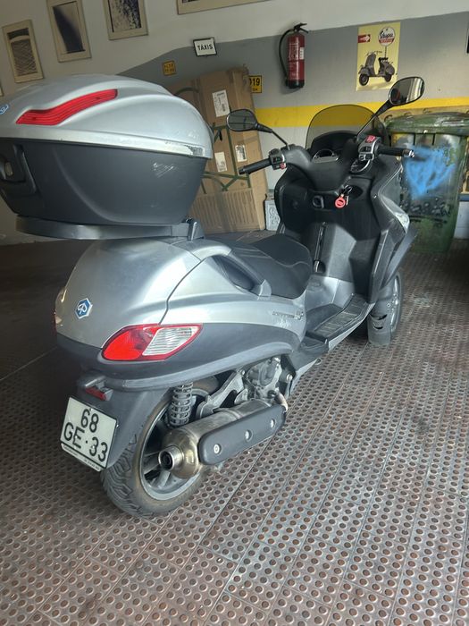 Piaggio mp 400 ie