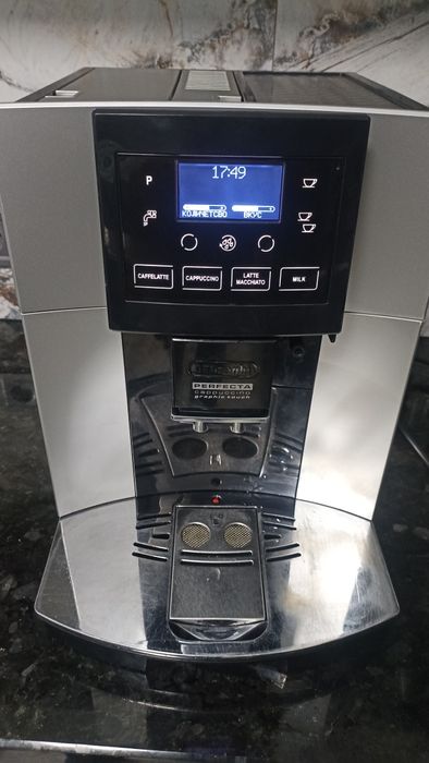 Продам Delonghi perfecta кофемашину