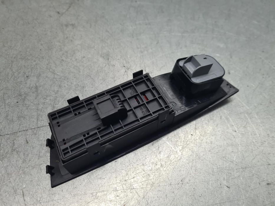 Comando / botão / interruptor vidros frente esquerdo AUDI A1 Sportback