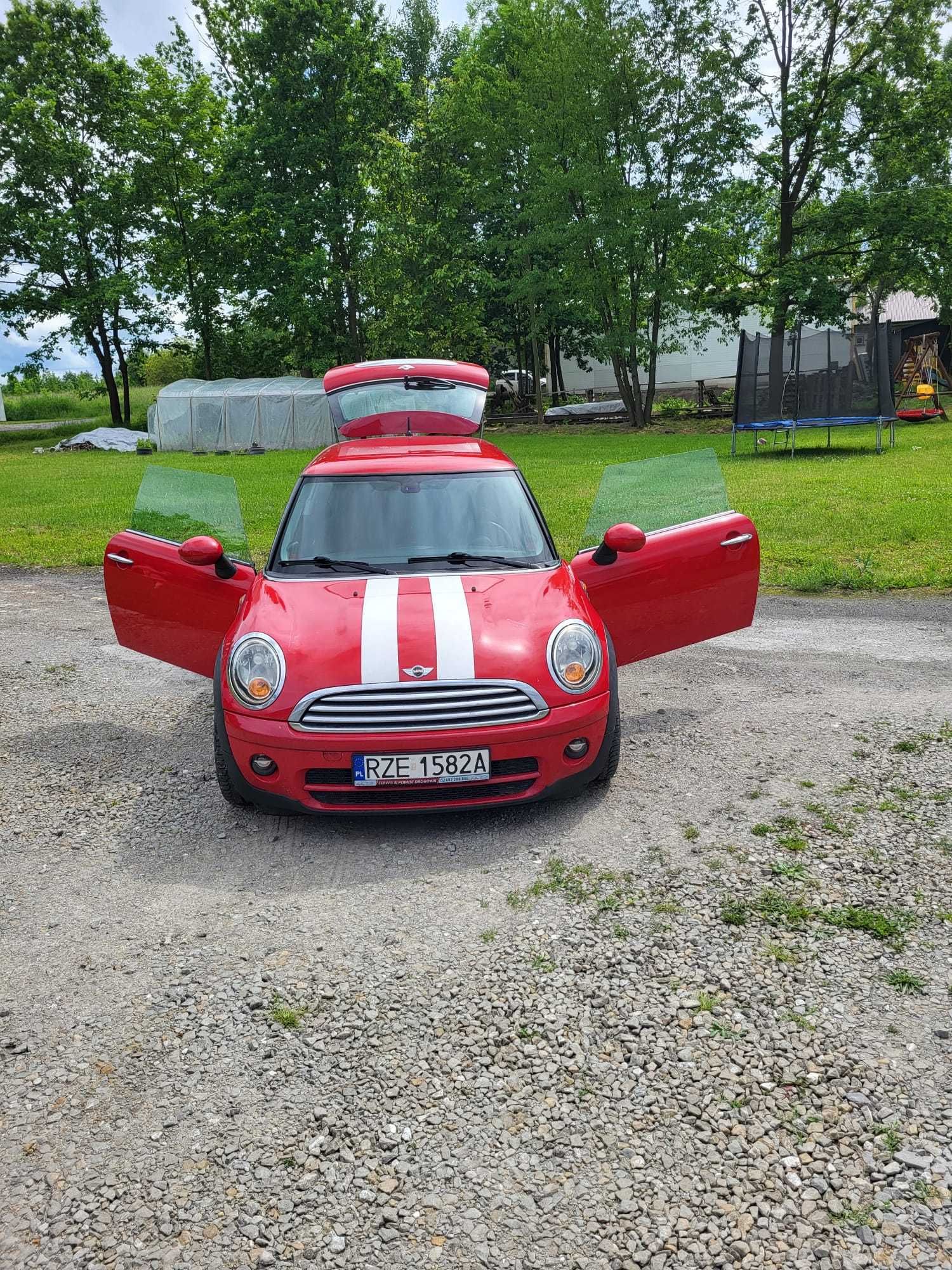 Mini Cooper 1,6 HDi R56 z 2010r