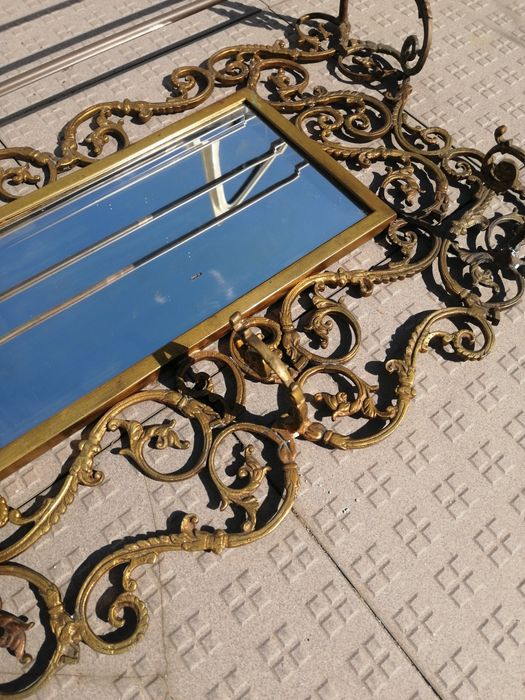 Cabide Chapeleira em latão