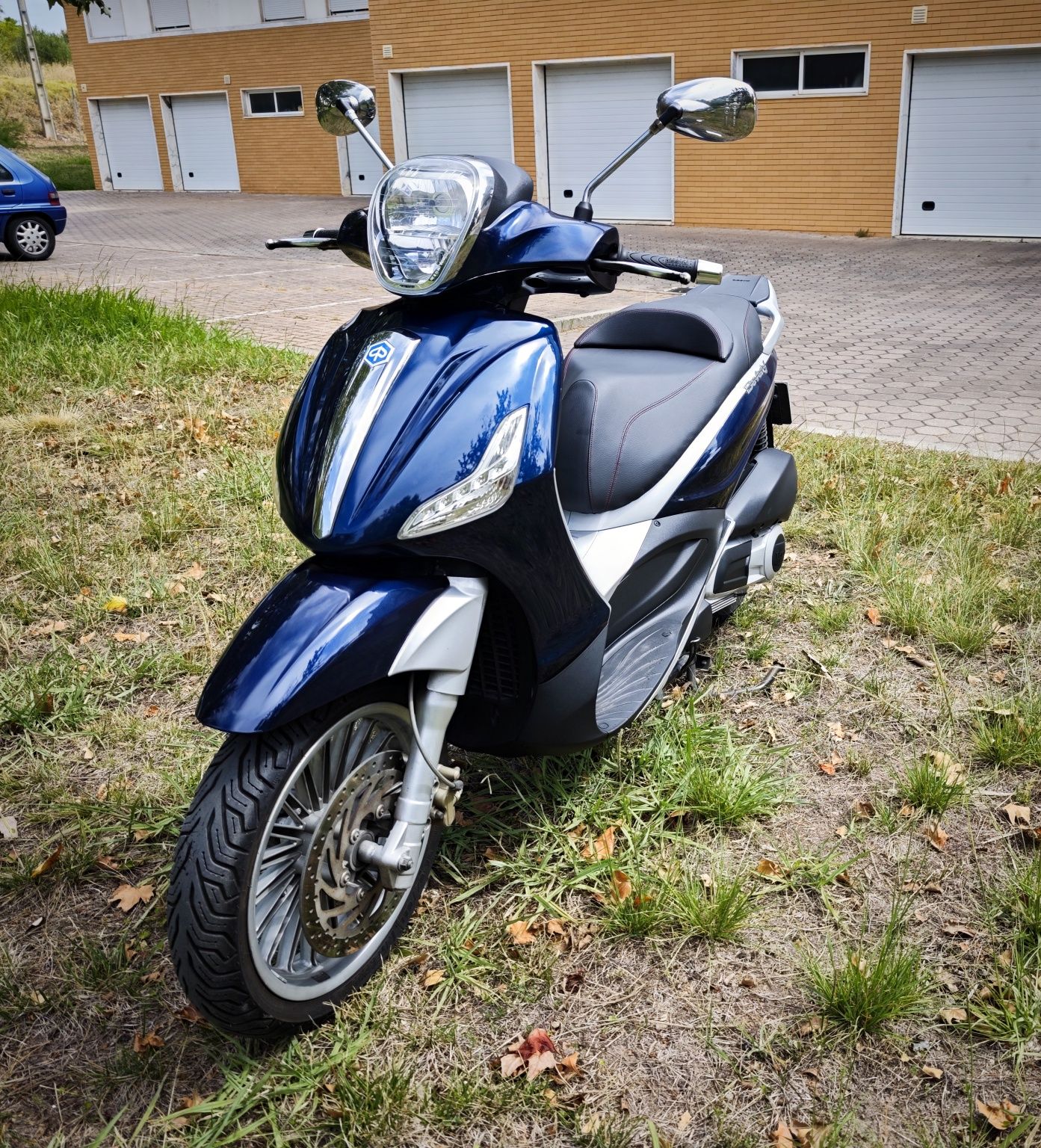 Piaggio Beverly 300ie Carta A2