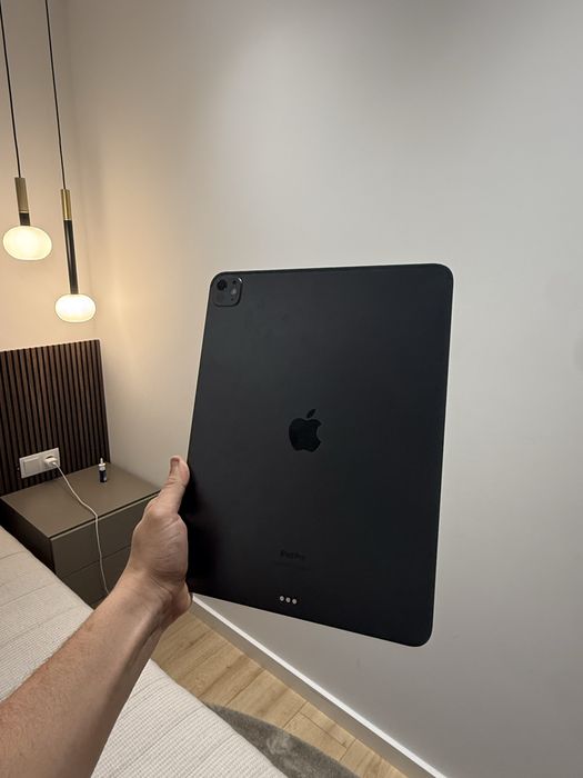 Pack Apple Ipad Pro 2024 13” M4 + Magic Keyboard + Apple pencil