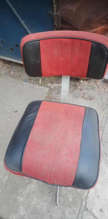 Fotel krzesło obrotowe PRL do renowacji krzesło biurowe vintage prl