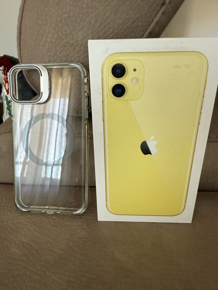Iphone 11 64 GB amarelo bateria 100%