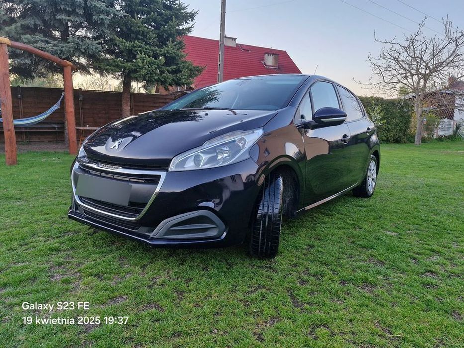 Peugeot 208 Peugeot 208 1.2 82KM 2017 rok