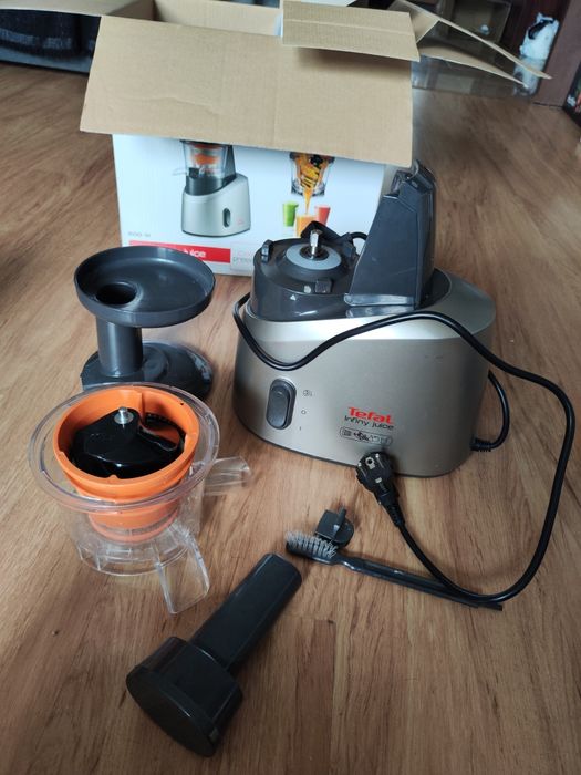 Wyciskarka wolnoobrotowa Tefal