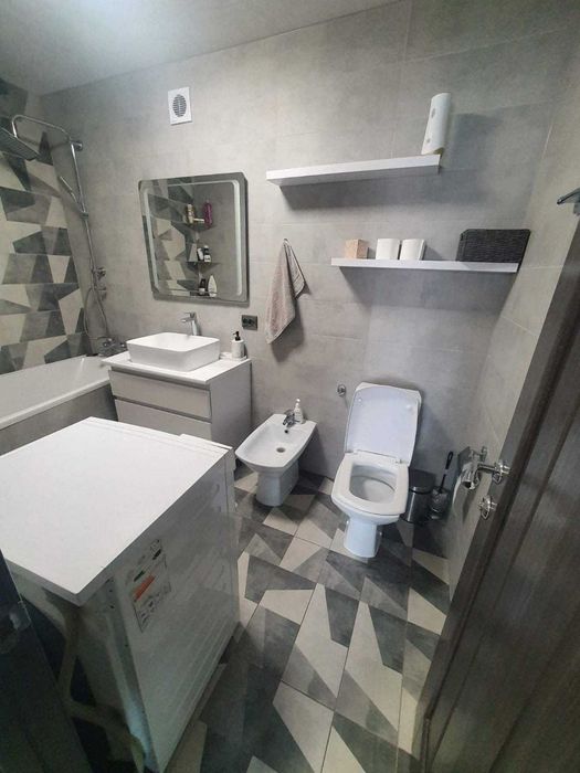 Оренда 1 км квартири по вулиці Квітовій, Старий Парк