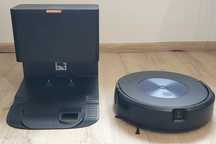 iRobot Roomba j7+  Robot sprzątający mopujacy stacja Clean Base