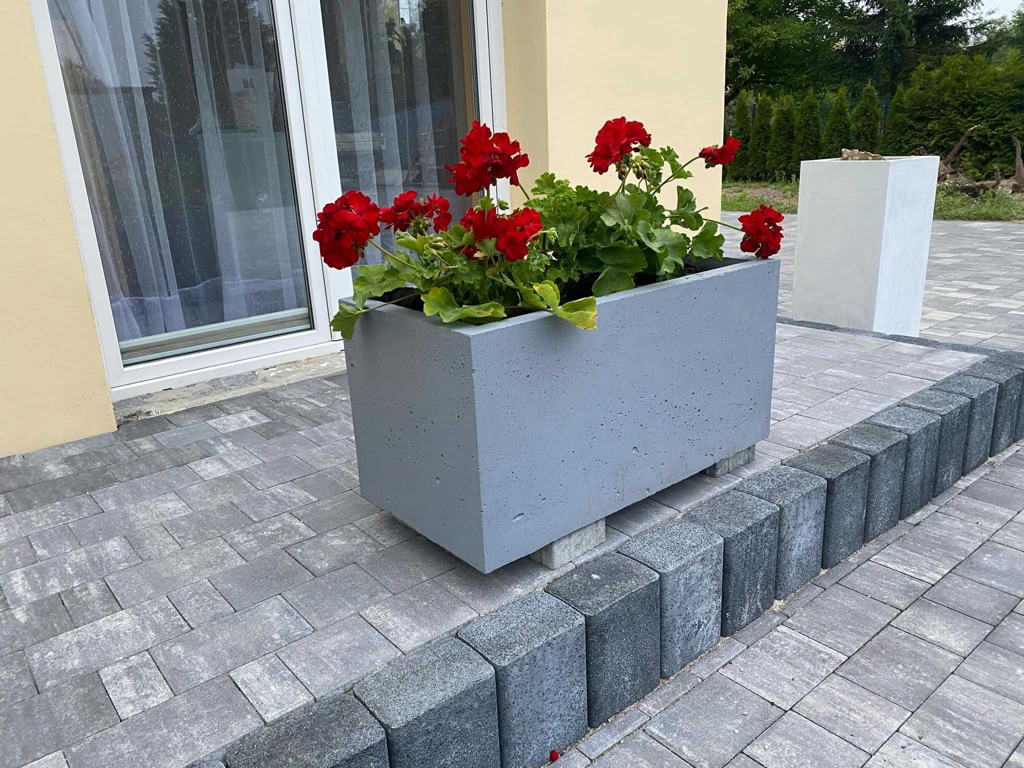 Donice betonowe, mrozoodporne z betonu architektonicznego