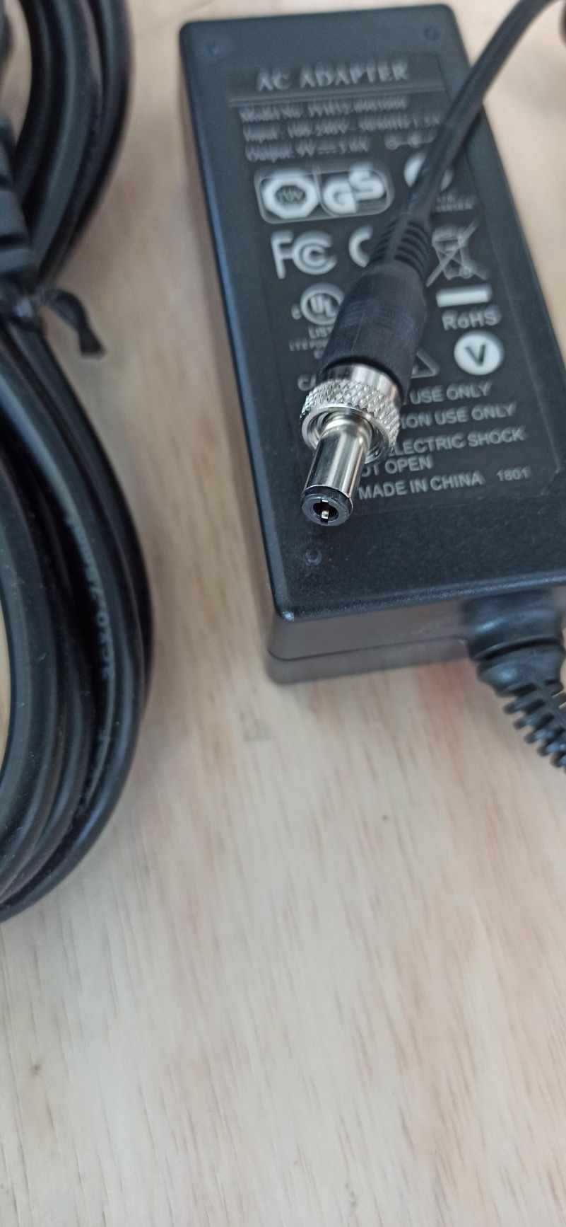 Zasilacz AC ADAPTER 9v 3A