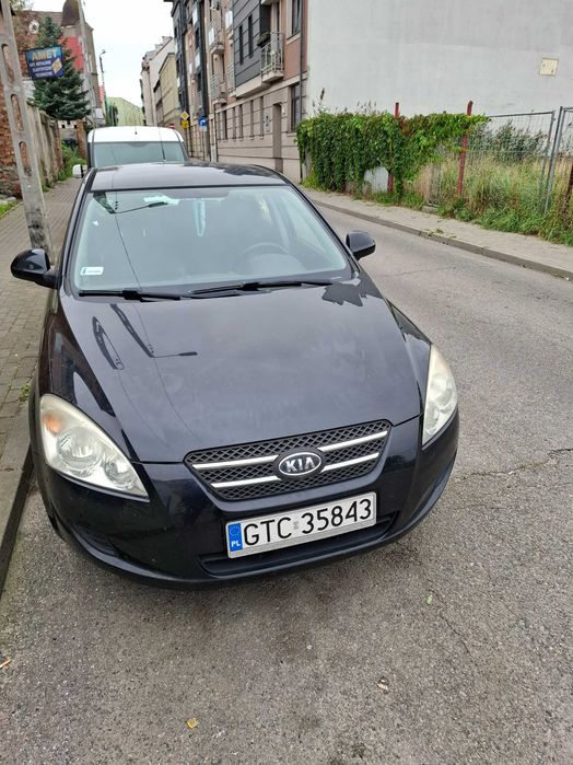 KIA Ceed 1.4 2007 uszkodzony silnik
