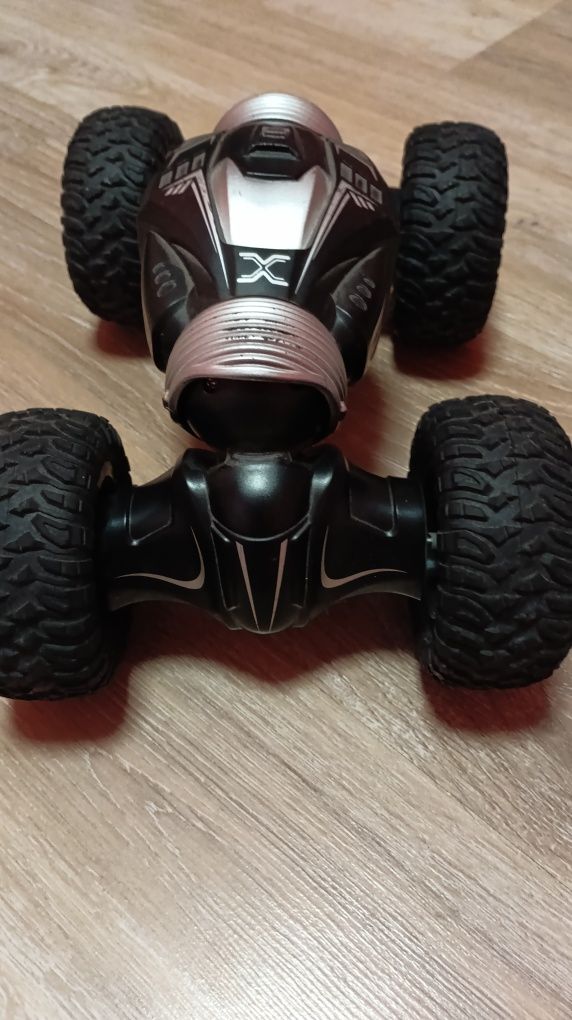 Auto.       Na pilot
