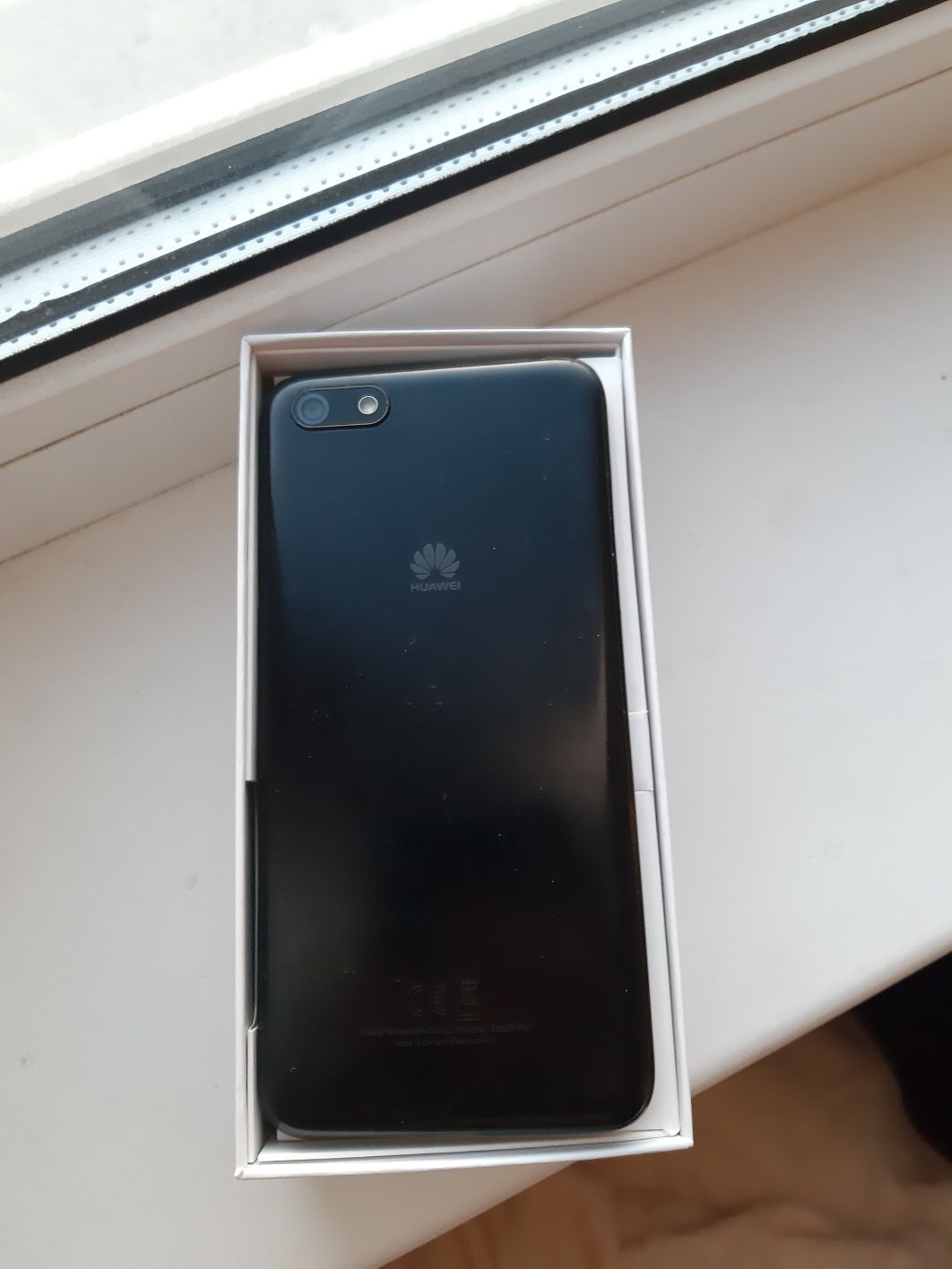Huawei y5 смартфон б.у