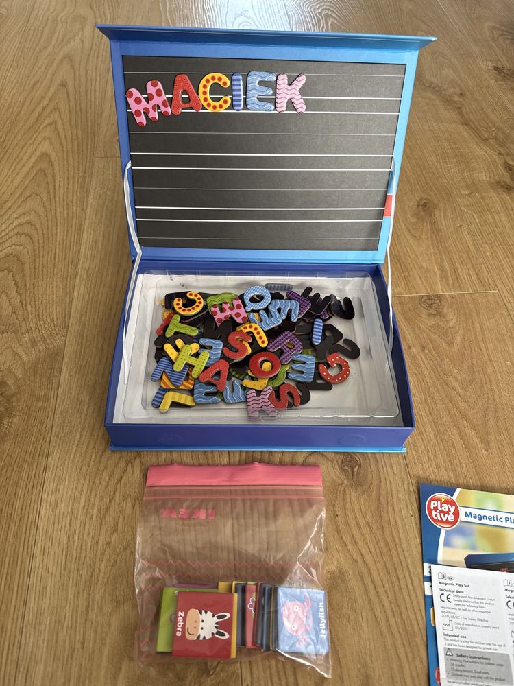 Litery magnetyczne 100szt i obrazki 26 szt wraz z tablica do ukladania