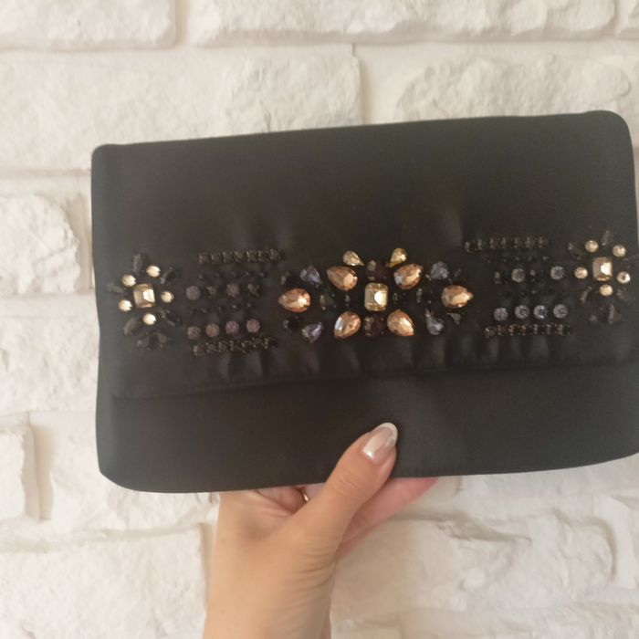 Elegancka czarna torebka,cyrkonie