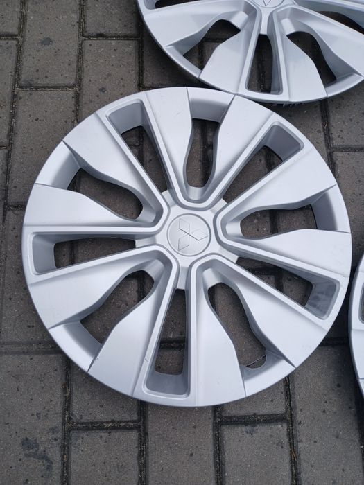 Kołpaki Mitsubishi komplet 16"