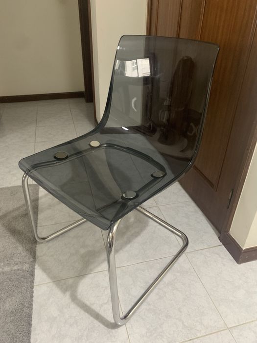 Cadeira IKEA como nova
