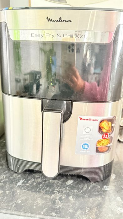 Vendo Airfry de 6,5 litros em bom estado
