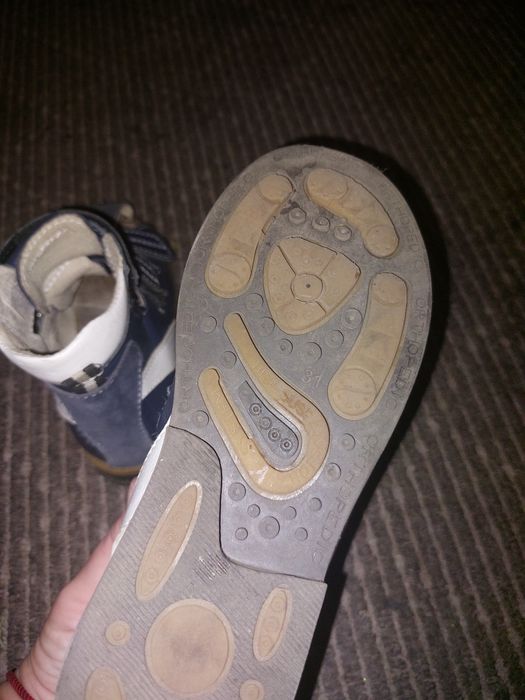 Ортопедичні босоніжки для хлопчика дівчинки