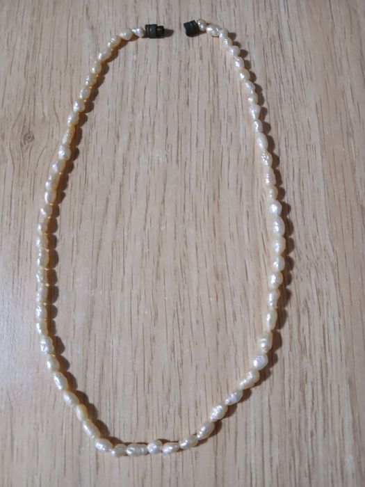 Кольє з натурального річкового жемчуга