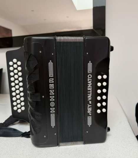 Concertina Rey Vallenato SOL DO FA à 3 voz + mochila