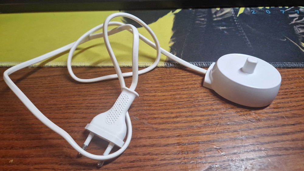 Зарядна док-станція до зубних щіток Braun