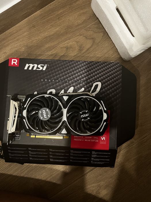 Placa de vídeo RX570 (MSI) Nova