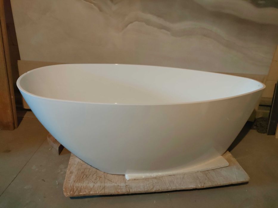 Wanna IÖ Tromso
Wanna wolnostojąca owalna IQ Tromso