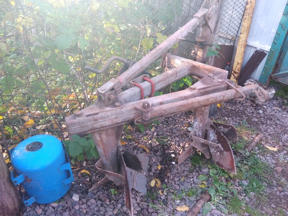 Плуг 2-25 польський орлік до т 25 китайця японця