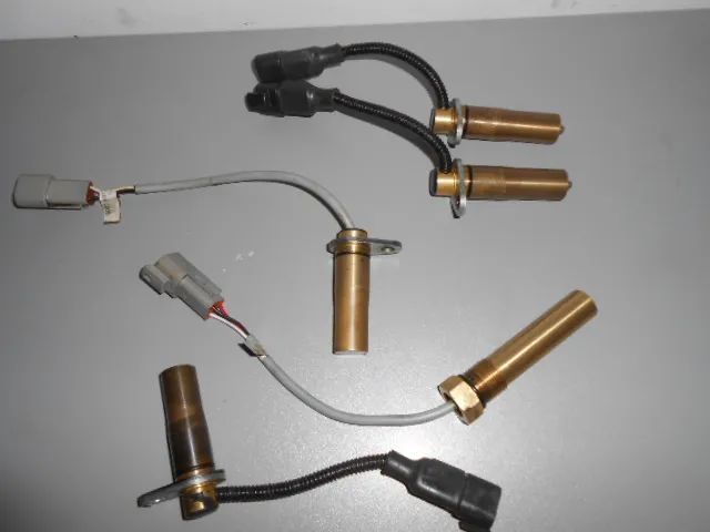 Czujnik skrzyni biegów mostu WOM McCormick XTX TTX