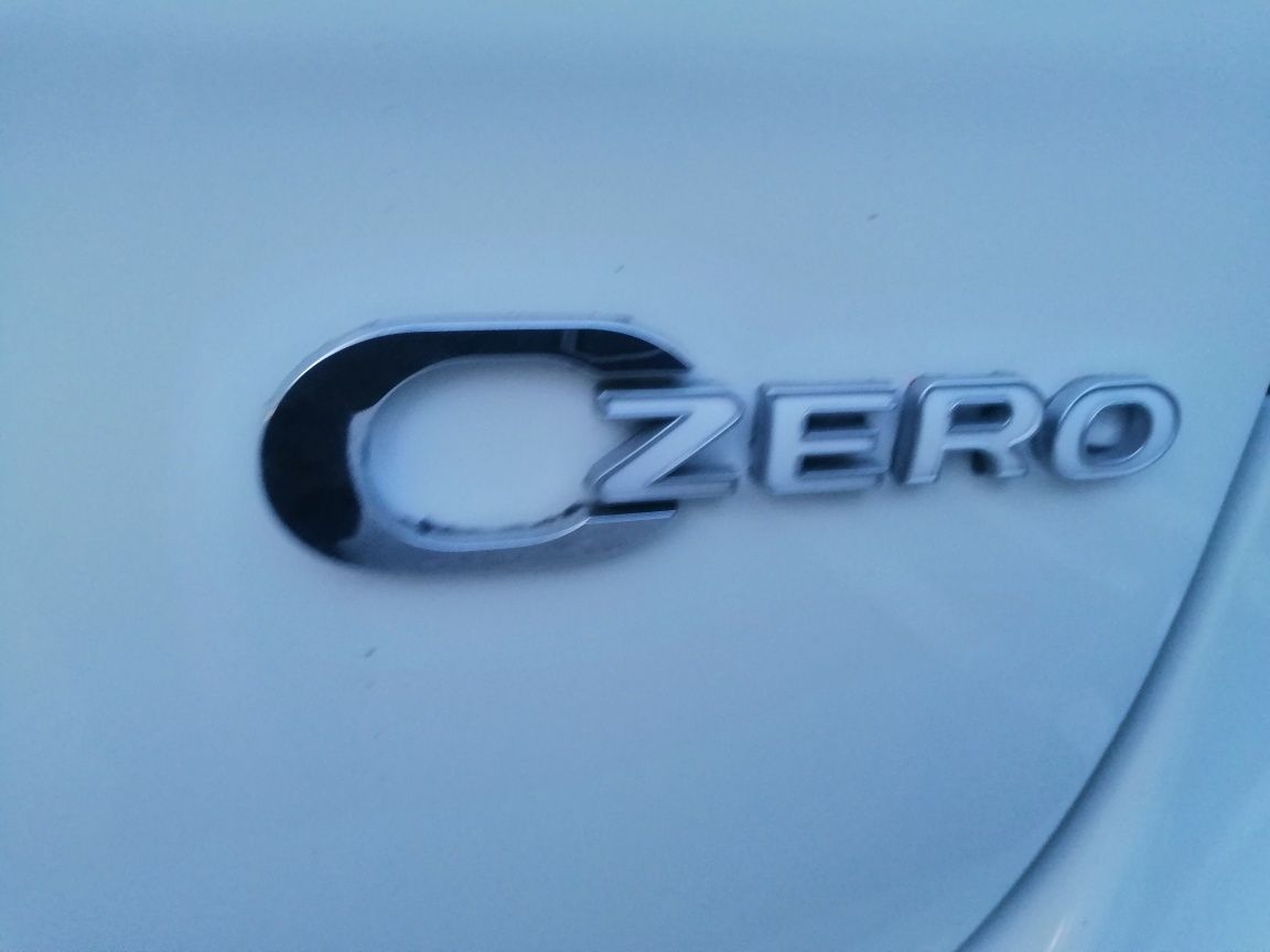 Электромобиль Ситроен C Zero пробег 7000км элректро