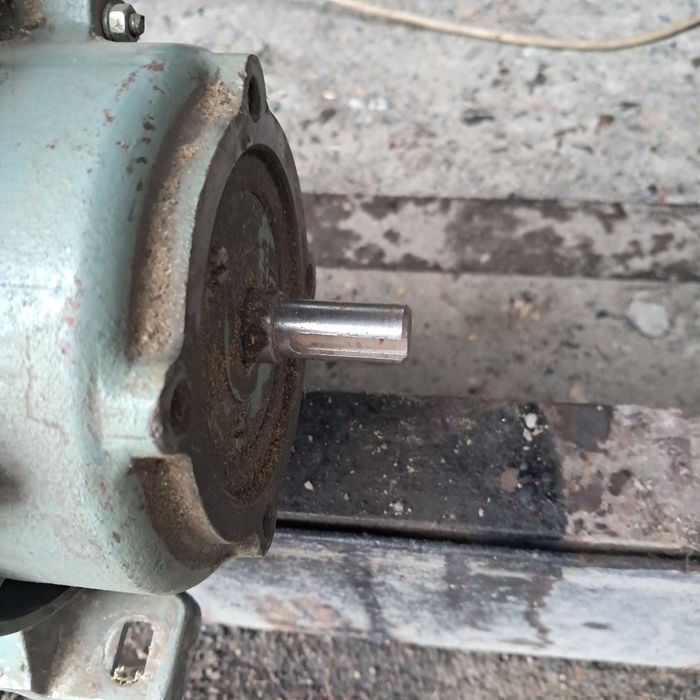 Електро двигун наждак