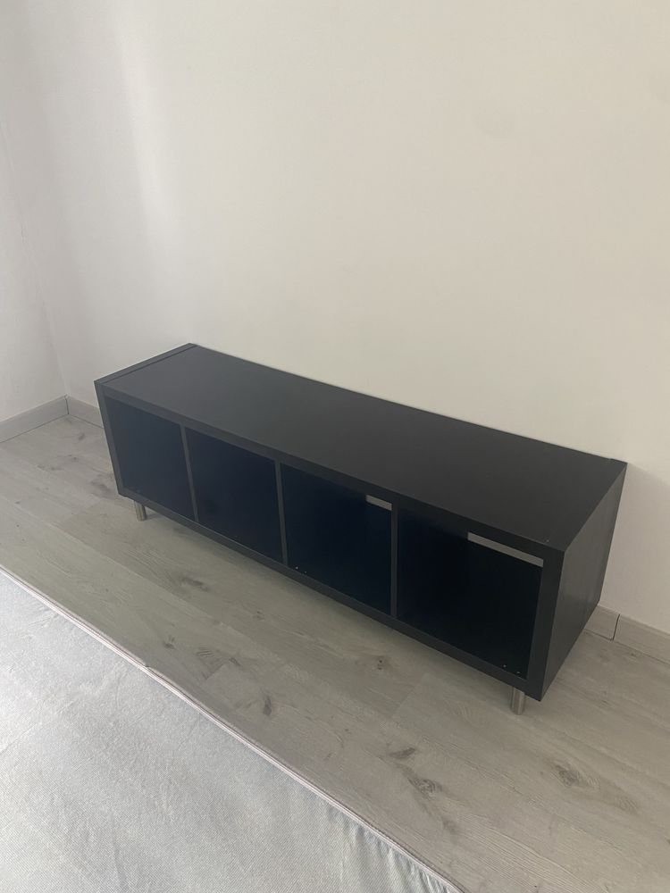 Movel kalax para sala com pernas em metal