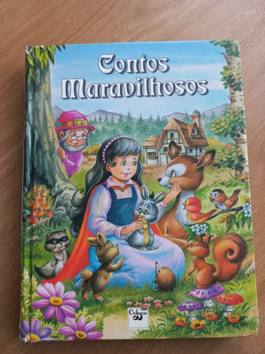 Livro antigo Contos Maravilhosos