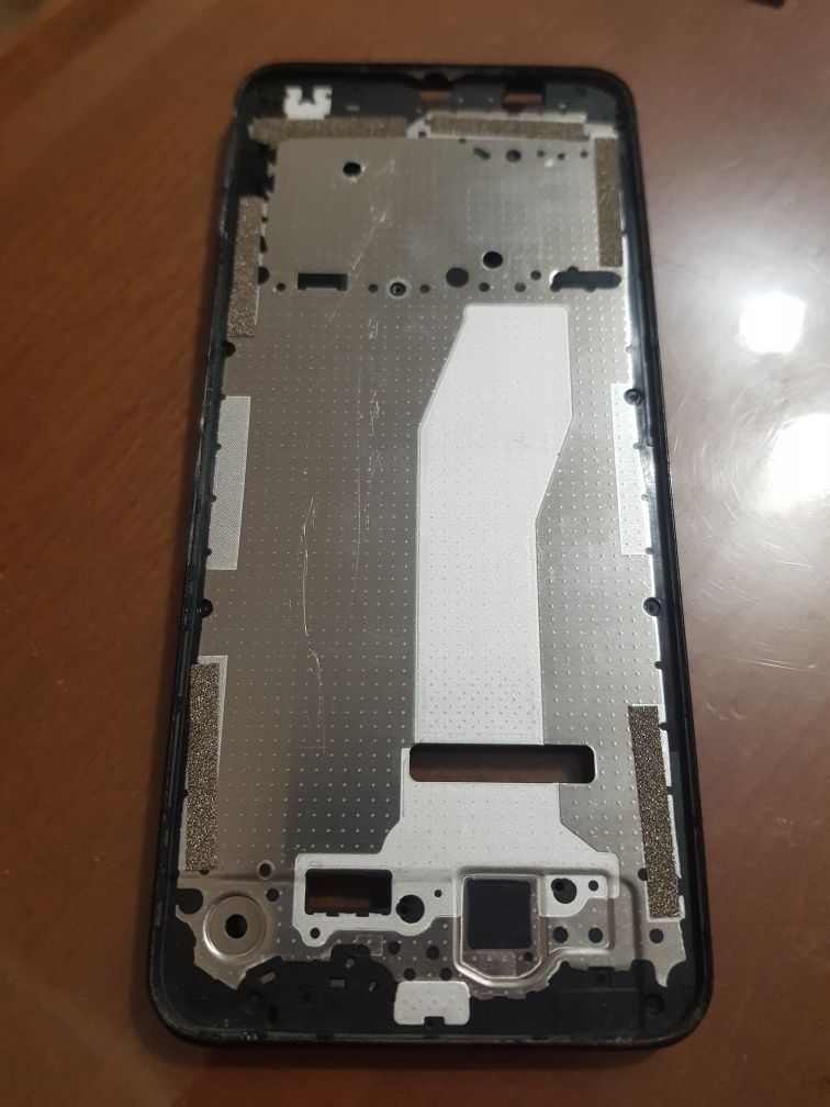Motorola E13 запчастини