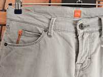 Hugo Boss Orange spodnie rozmiar 36