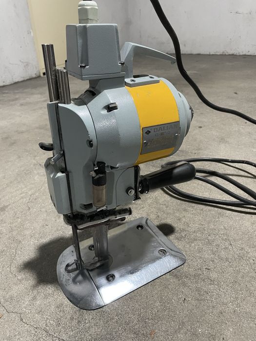 Maquina dalian monofasica  Ks  5 corte malha confeccao