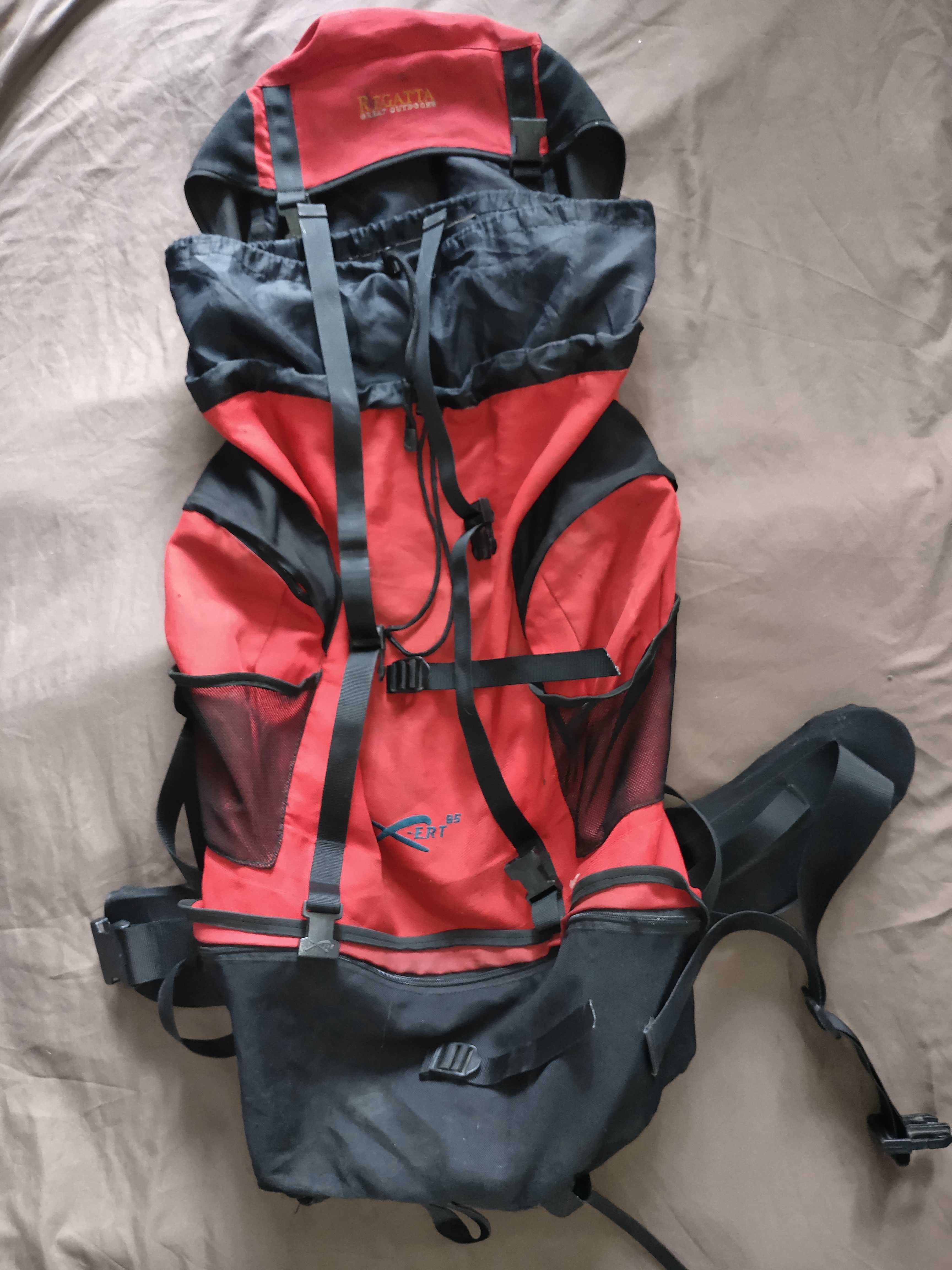 Треккинговый рюкзак для пеших походов и путешествий