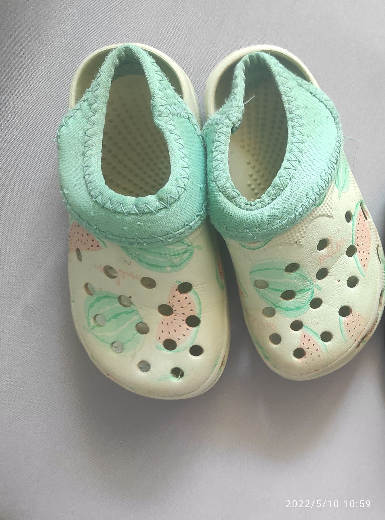 Crocs r 23/24 polecam