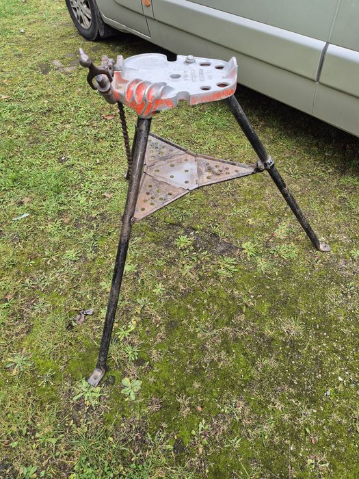 Imadło łańcuchowe na trójnogu ridgid 450