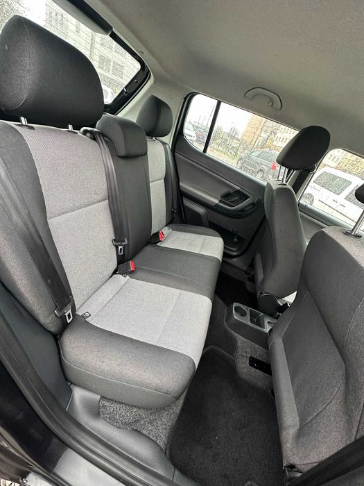 Продам Skoda Fabia  2009 рік можлива розстрочка,кредит,обмін!